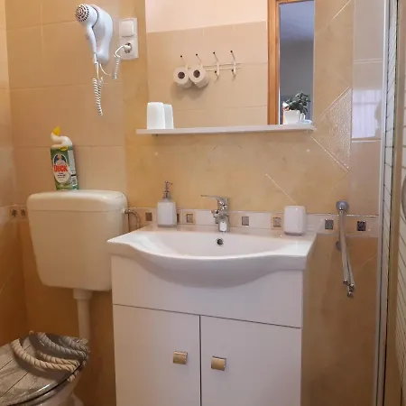 Apartament Napsugar Vendeghaz *
