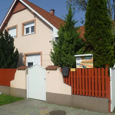 Apartamento Napsugár Kiskoros