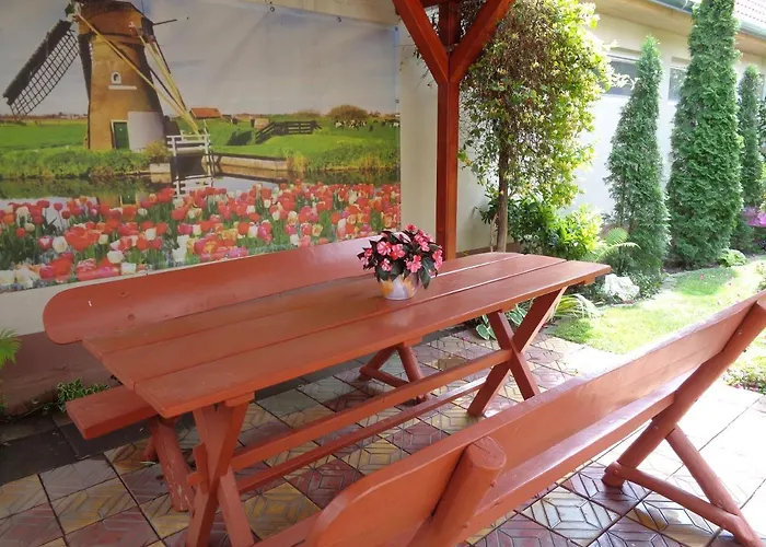 Apartament Napsugar Vendeghaz *